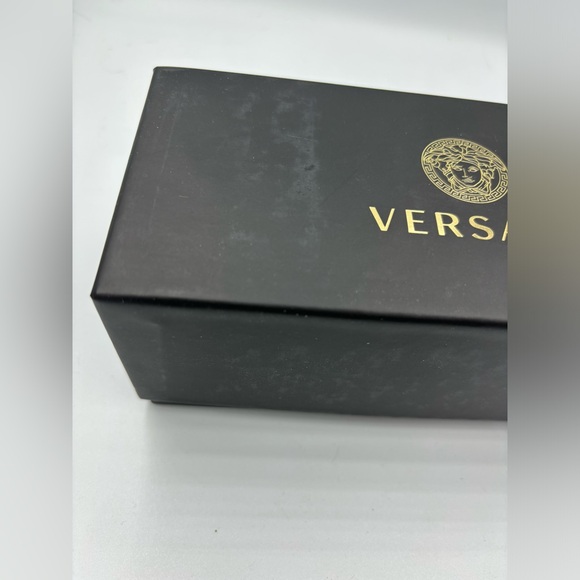 🔥Current Season! NIB Versace Aviator Sunnies! - Picture 14 of 16